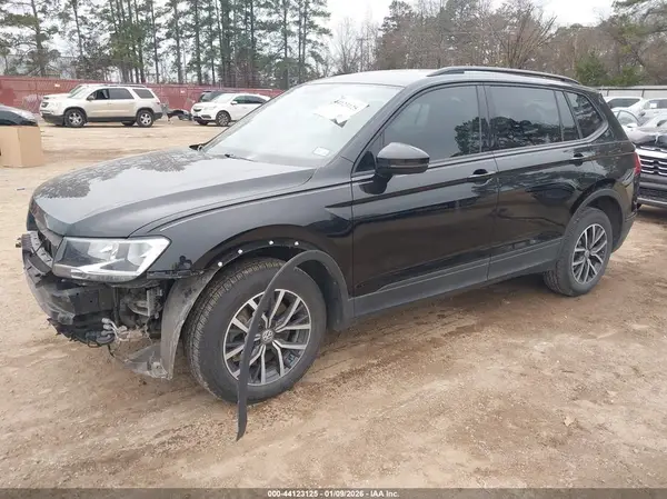 3VV1B7AX8MM044741 2021 VOLKSWAGEN TIGUAN - Image 2