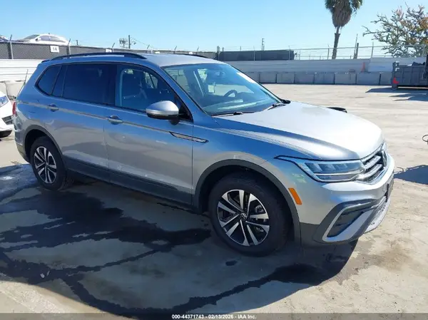 3VV1B7AX8NM118788 2022 VOLKSWAGEN TIGUAN - Image 1