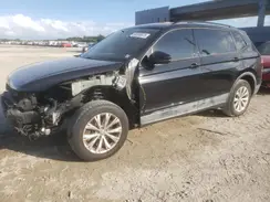 3VV1B7AX9JM016104 2018 VOLKSWAGEN TIGUAN