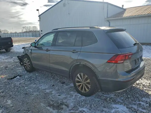 3VV1B7AX9JM036952 2018 VOLKSWAGEN TIGUAN - Image 2
