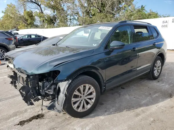 3VV1B7AX9JM043240 2018 VOLKSWAGEN TIGUAN - Image 1