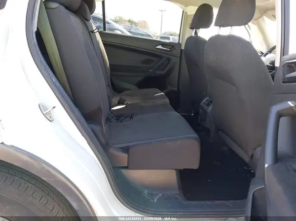 3VV1B7AX9JM053802 2018 VOLKSWAGEN TIGUAN - Image 8