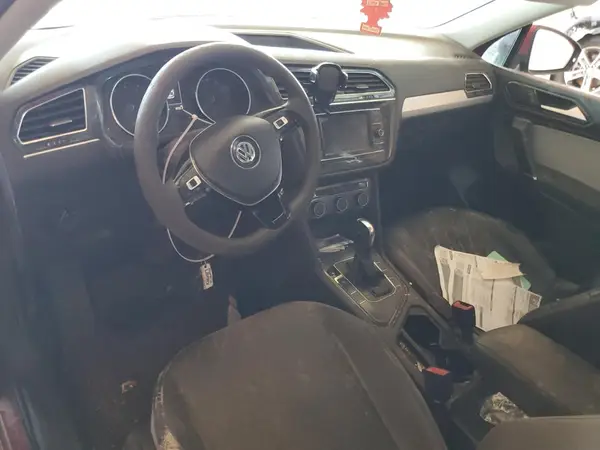 3VV1B7AX9JM067974 2018 VOLKSWAGEN TIGUAN - Image 8