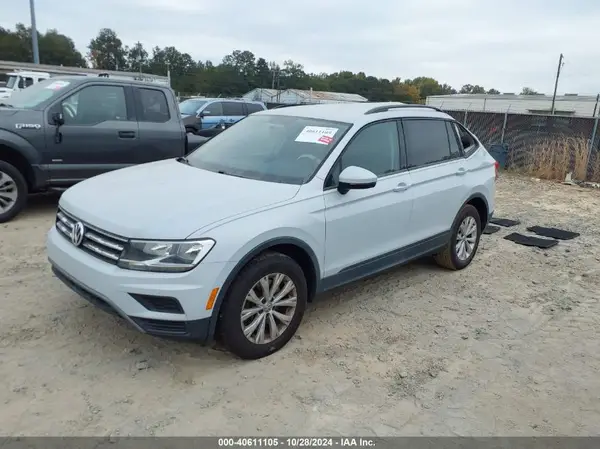 3VV1B7AX9JM077016 2018 VOLKSWAGEN TIGUAN - Image 2
