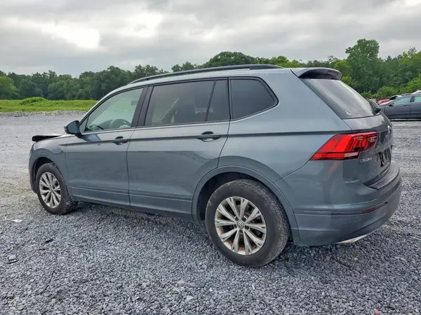 3VV1B7AX9JM079476 2018 VOLKSWAGEN TIGUAN - Image 2