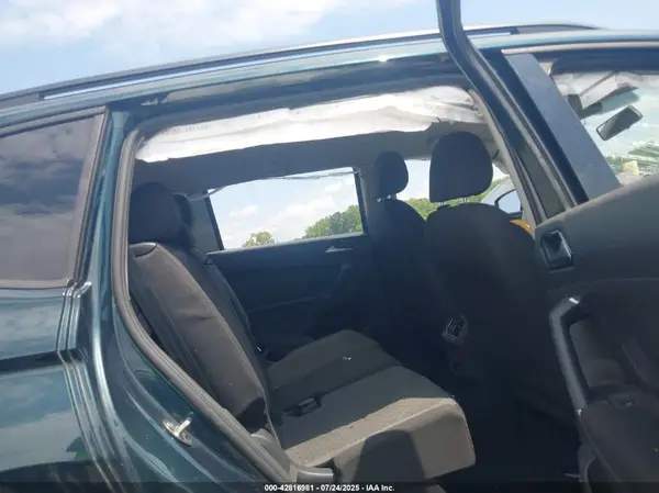 3VV1B7AX9JM085939 2018 VOLKSWAGEN TIGUAN - Image 8