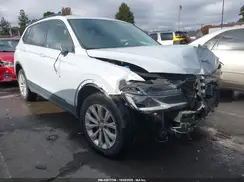 3VV1B7AX9JM095340 2018 VOLKSWAGEN TIGUAN