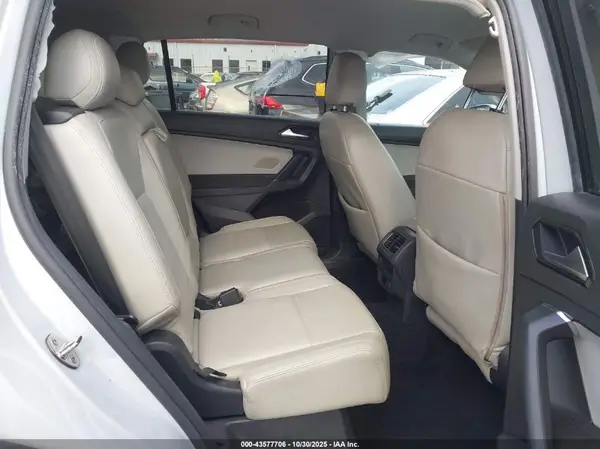 3VV1B7AX9JM095340 2018 VOLKSWAGEN TIGUAN - Image 8