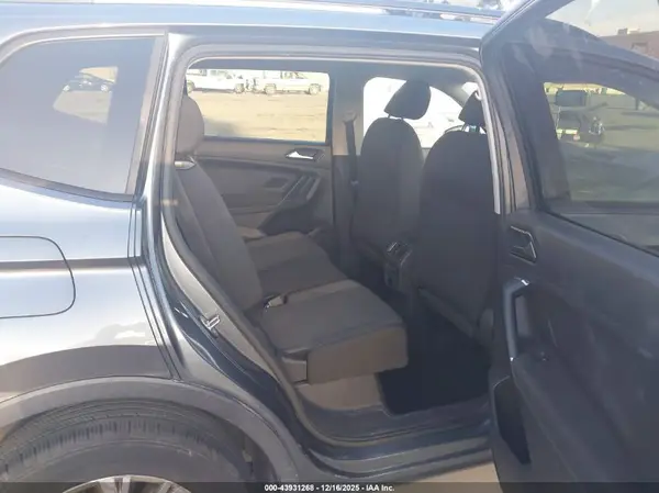 3VV1B7AX9JM103887 2018 VOLKSWAGEN TIGUAN - Image 8