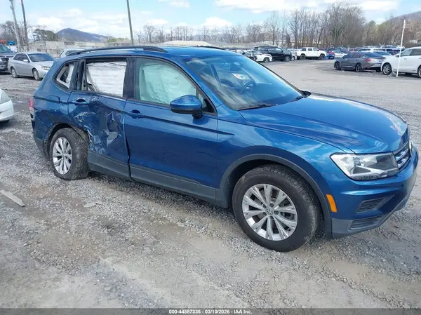 3VV1B7AX9JM170165 2018 VOLKSWAGEN TIGUAN - Image 1
