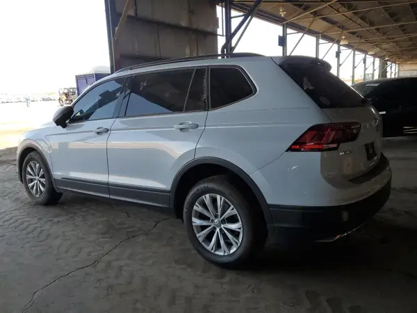 3VV1B7AX9KM006352 2019 VOLKSWAGEN TIGUAN - Image 2