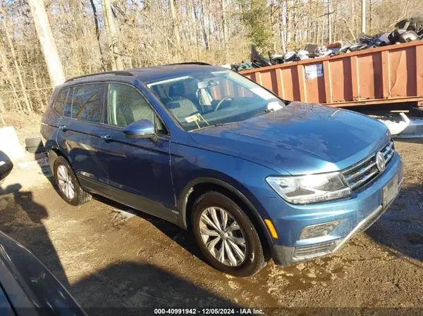 3VV1B7AX9KM141864 2019 VOLKSWAGEN TIGUAN - Image 1