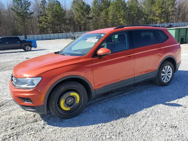 3VV1B7AX9KM151990 2019 VOLKSWAGEN TIGUAN - Image 1