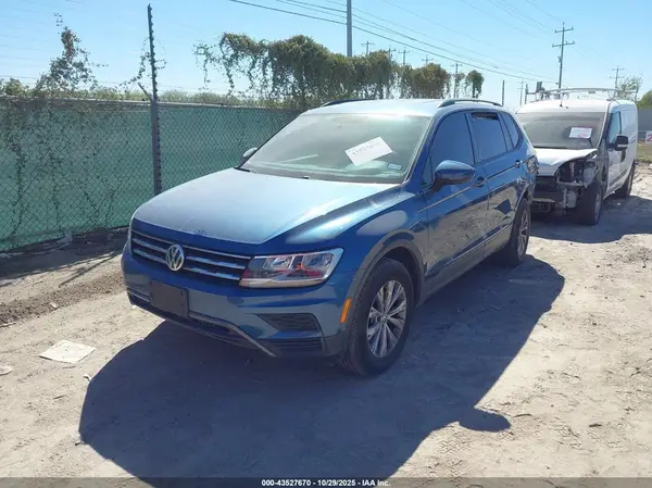 3VV1B7AX9LM105223 2020 VOLKSWAGEN TIGUAN - Image 2