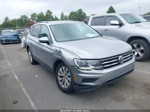 3VV1B7AX9LM109417 2020 VOLKSWAGEN TIGUAN - Image 1