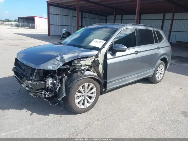 3VV1B7AX9LM117808 2020 VOLKSWAGEN TIGUAN - Image 2