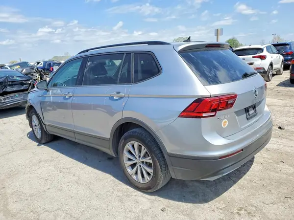 3VV1B7AX9LM136942 2020 VOLKSWAGEN TIGUAN - Image 2