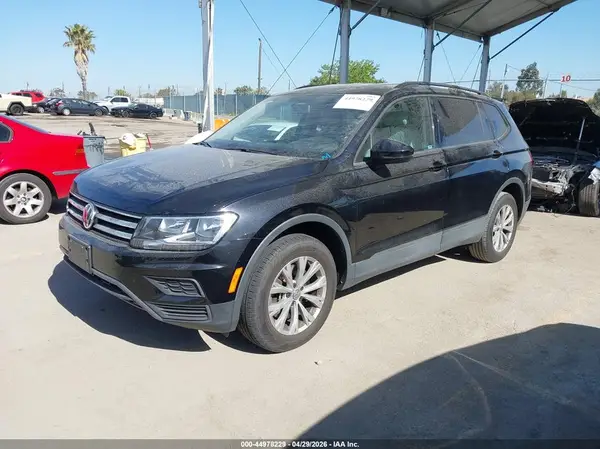3VV1B7AX9LM138335 2020 VOLKSWAGEN TIGUAN - Image 2
