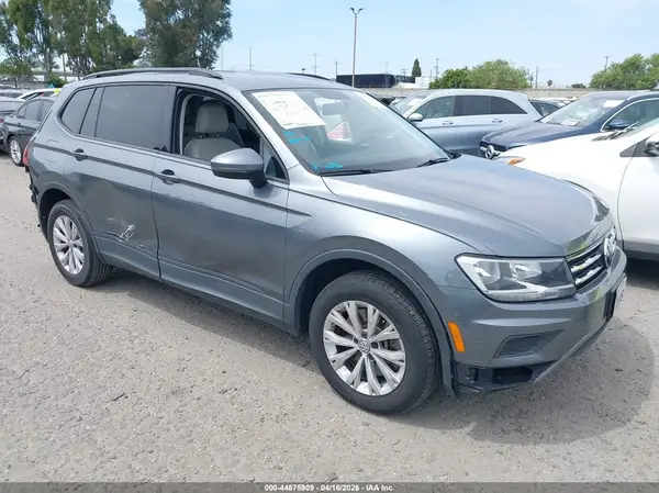 3VV1B7AX9LM164658 2020 VOLKSWAGEN TIGUAN - Image 1