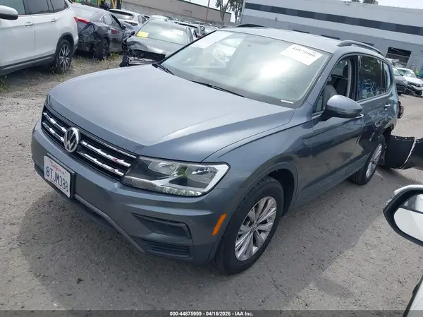 3VV1B7AX9LM164658 2020 VOLKSWAGEN TIGUAN - Image 2