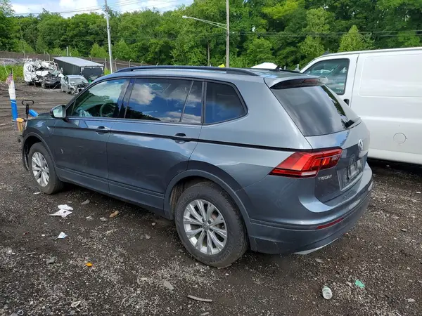 3VV1B7AX9LM180794 2020 VOLKSWAGEN TIGUAN - Image 2