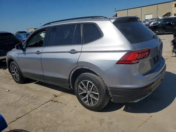 3VV1B7AX9MM029147 2021 VOLKSWAGEN TIGUAN - Image 2