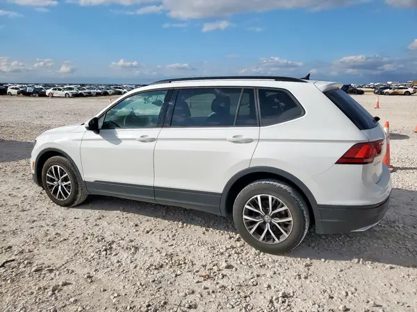 3VV1B7AX9MM044828 2021 VOLKSWAGEN TIGUAN - Image 2