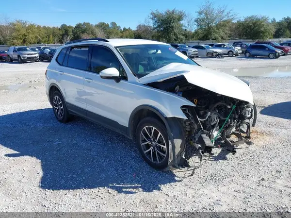 3VV1B7AX9MM056025 2021 VOLKSWAGEN TIGUAN - Image 1