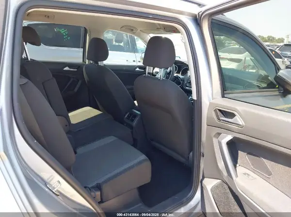 3VV1B7AX9MM059930 2021 VOLKSWAGEN TIGUAN - Image 8