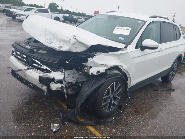 3VV1B7AX9MM093074 2021 VOLKSWAGEN TIGUAN - Image 2