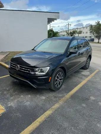 3VV1B7AX9MM10599 2021 VOLKSWAGEN TIGUAN - Image 2