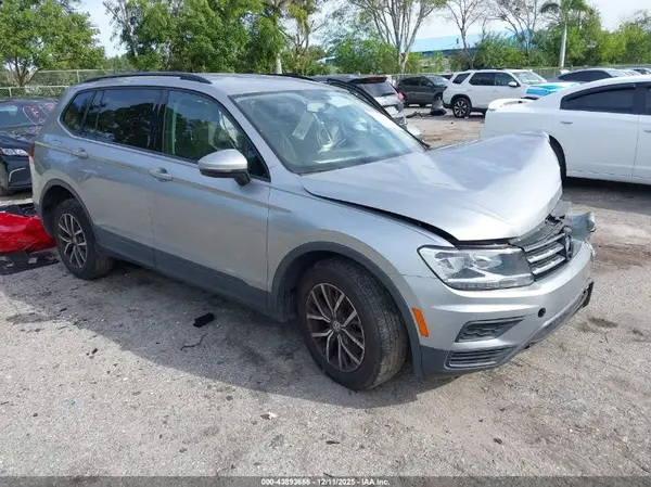 3VV1B7AX9MM111198 2021 VOLKSWAGEN TIGUAN - Image 1