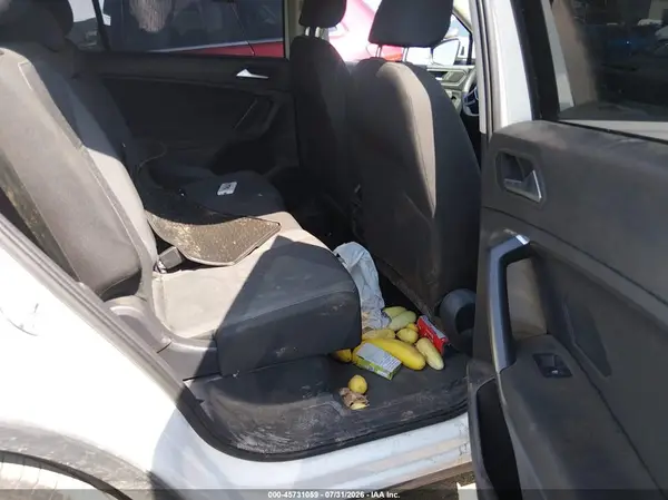3VV1B7AX9MM123982 2021 VOLKSWAGEN TIGUAN - Image 8