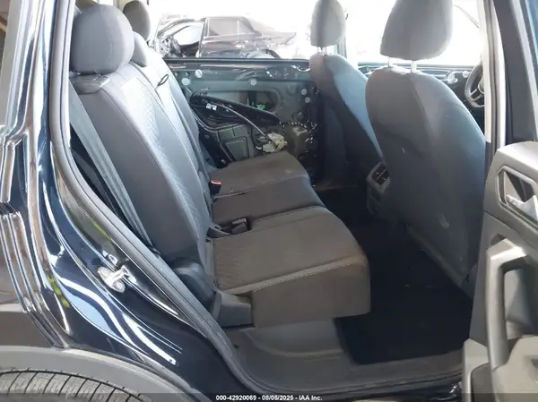 3VV1B7AX9MM145075 2021 VOLKSWAGEN TIGUAN - Image 8