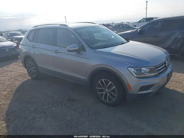 3VV1B7AX9MM145920 2021 VOLKSWAGEN TIGUAN - Image 1