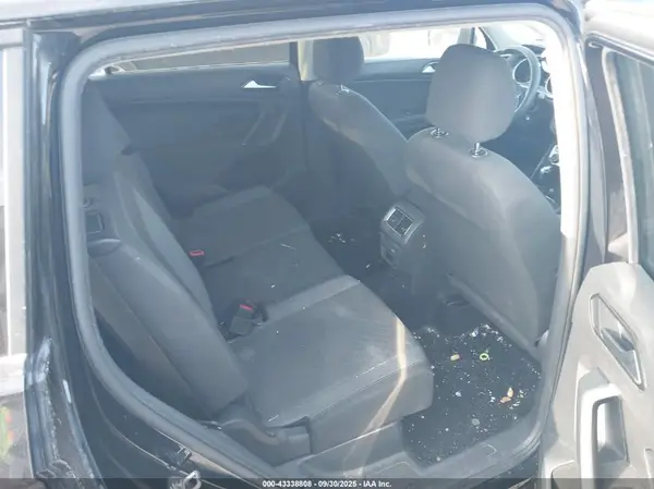 3VV1B7AXXJM013499 2018 VOLKSWAGEN TIGUAN - Image 8