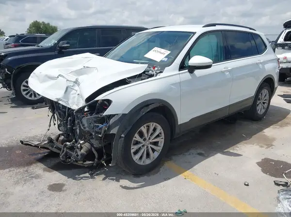 3VV1B7AXXJM017150 2018 VOLKSWAGEN TIGUAN - Image 2