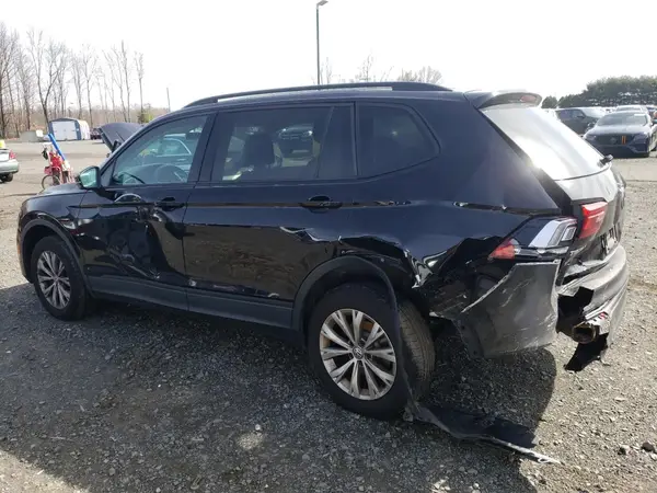3VV1B7AXXJM017522 2018 VOLKSWAGEN TIGUAN - Image 2