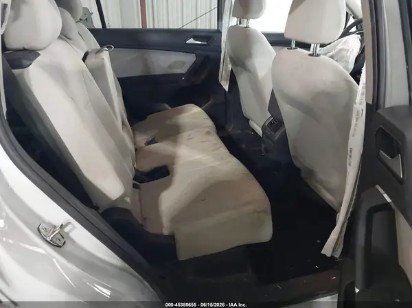 3VV1B7AXXJM022283 2018 VOLKSWAGEN TIGUAN - Image 8