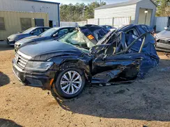 3VV1B7AXXJM023045 2018 VOLKSWAGEN TIGUAN