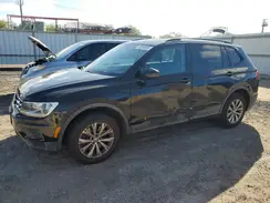 3VV1B7AXXJM050052 2018 VOLKSWAGEN TIGUAN