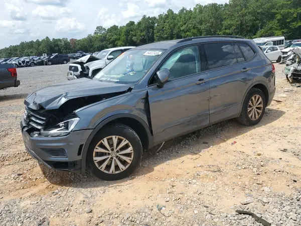 3VV1B7AXXJM058183 2018 VOLKSWAGEN TIGUAN - Image 1