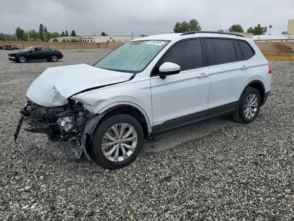 3VV1B7AXXJM067370 2018 VOLKSWAGEN TIGUAN - Image 1
