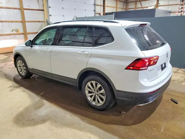 3VV1B7AXXJM073394 2018 VOLKSWAGEN TIGUAN - Image 2