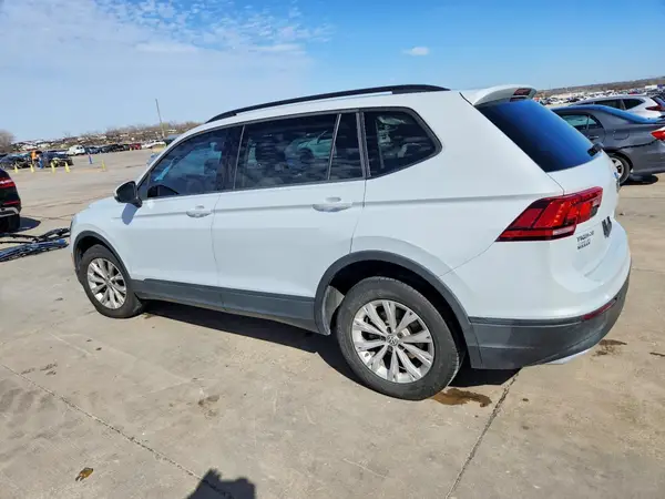 3VV1B7AXXJM123792 2018 VOLKSWAGEN TIGUAN - Image 2