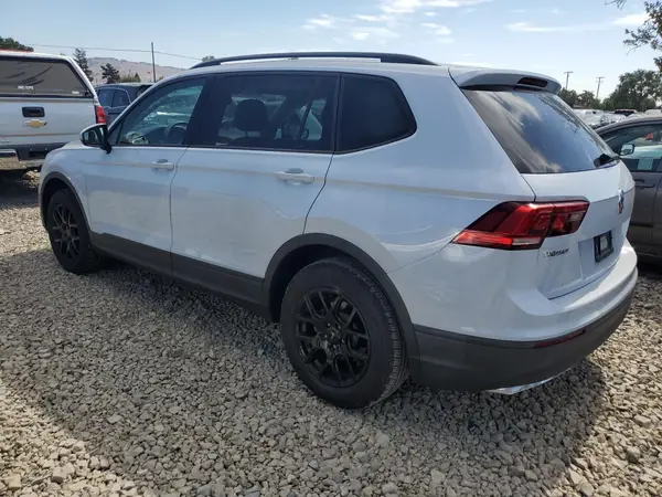 3VV1B7AXXJM158851 2018 VOLKSWAGEN TIGUAN - Image 2