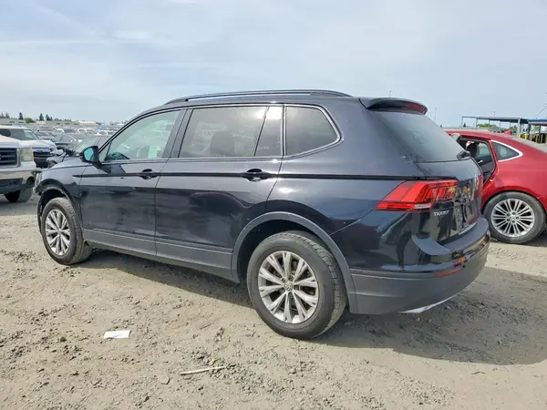 3VV1B7AXXJM164360 2018 VOLKSWAGEN TIGUAN - Image 2