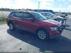 3VV1B7AXXJM208423 2018 VOLKSWAGEN TIGUAN