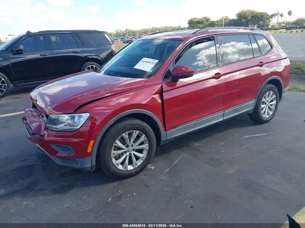 3VV1B7AXXJM208423 2018 VOLKSWAGEN TIGUAN - Image 2