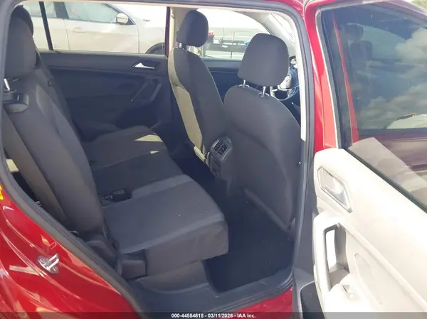 3VV1B7AXXJM208423 2018 VOLKSWAGEN TIGUAN - Image 8